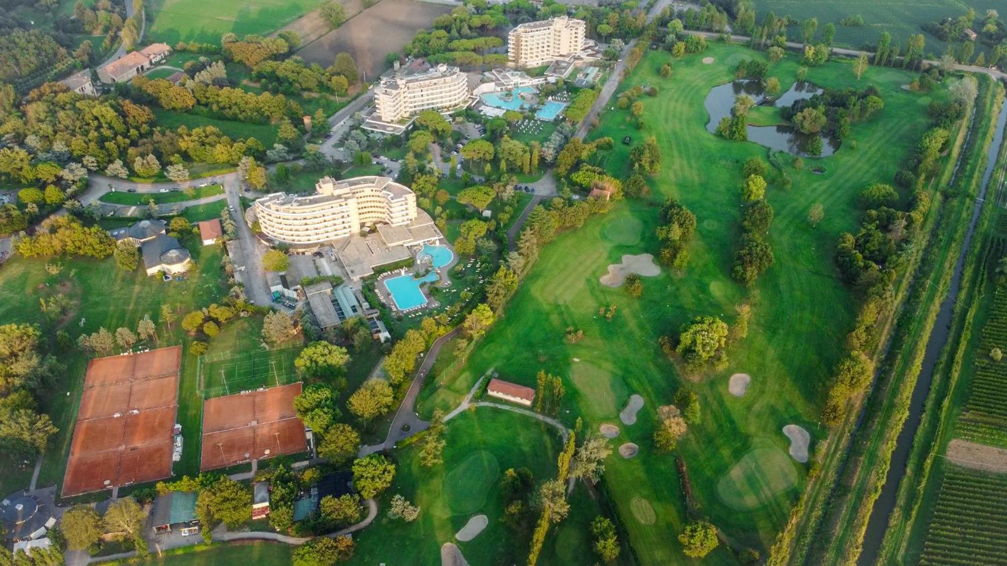 Galzignano Resort Terme & Golf - Hotel Splendid Galzignano Terme ภายนอก รูปภาพ