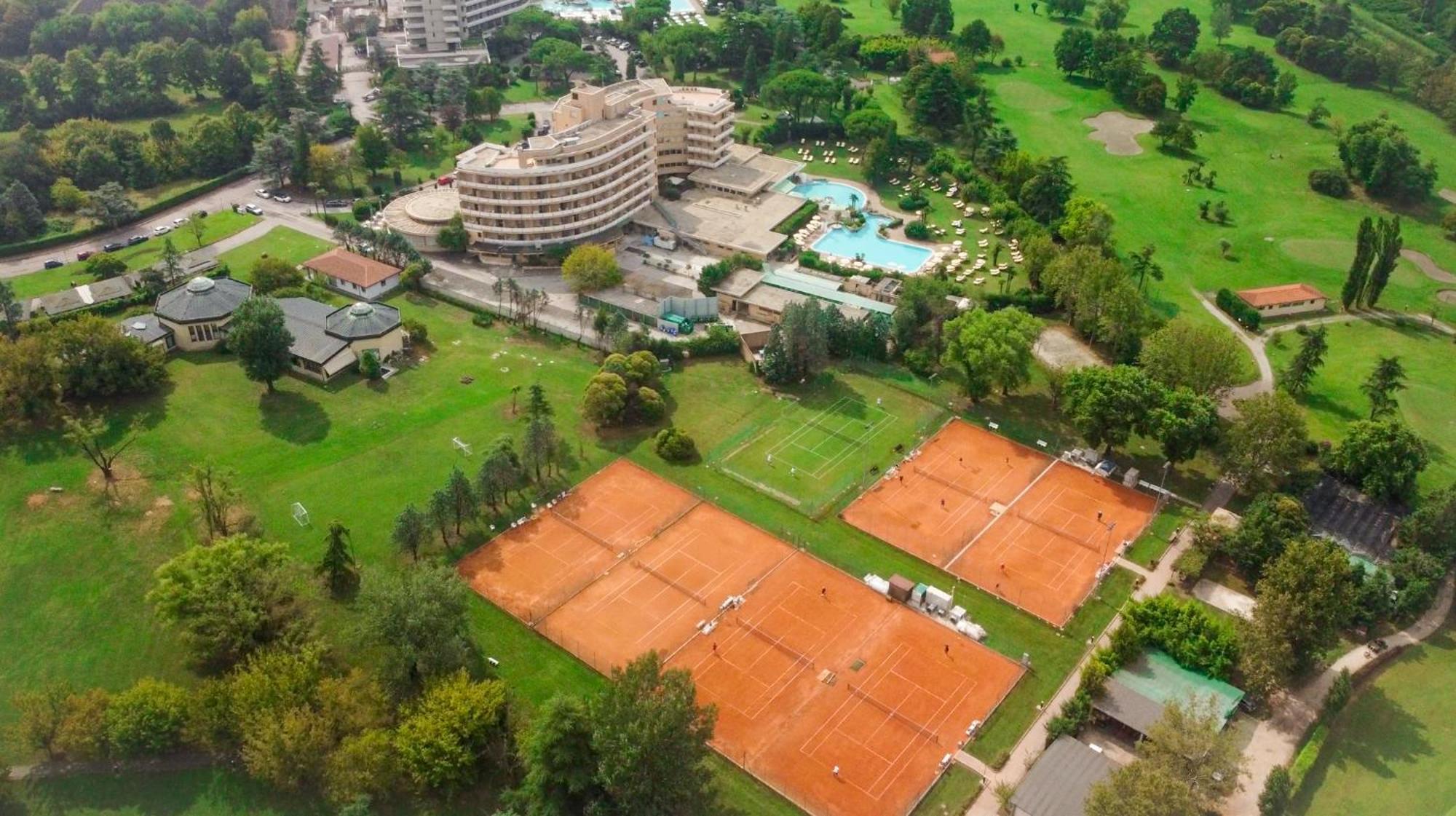 Galzignano Resort Terme & Golf - Hotel Splendid Galzignano Terme ภายนอก รูปภาพ